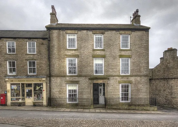 Skeldale House \'All Creatures Great & Small\' By Maison Parfaite - Luxury Apartments & Studios In Askrigg, Yorkshire Dales